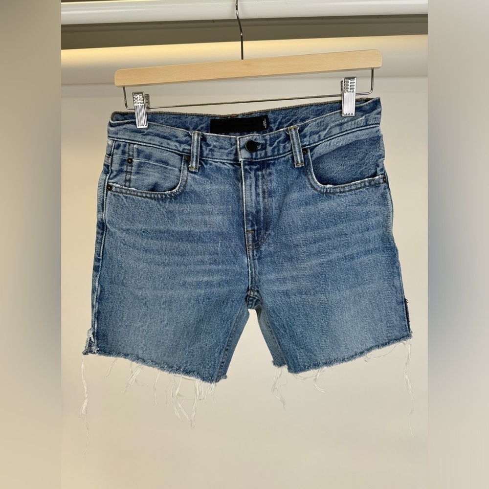 Alexander Wang // Bite shorts// size 25